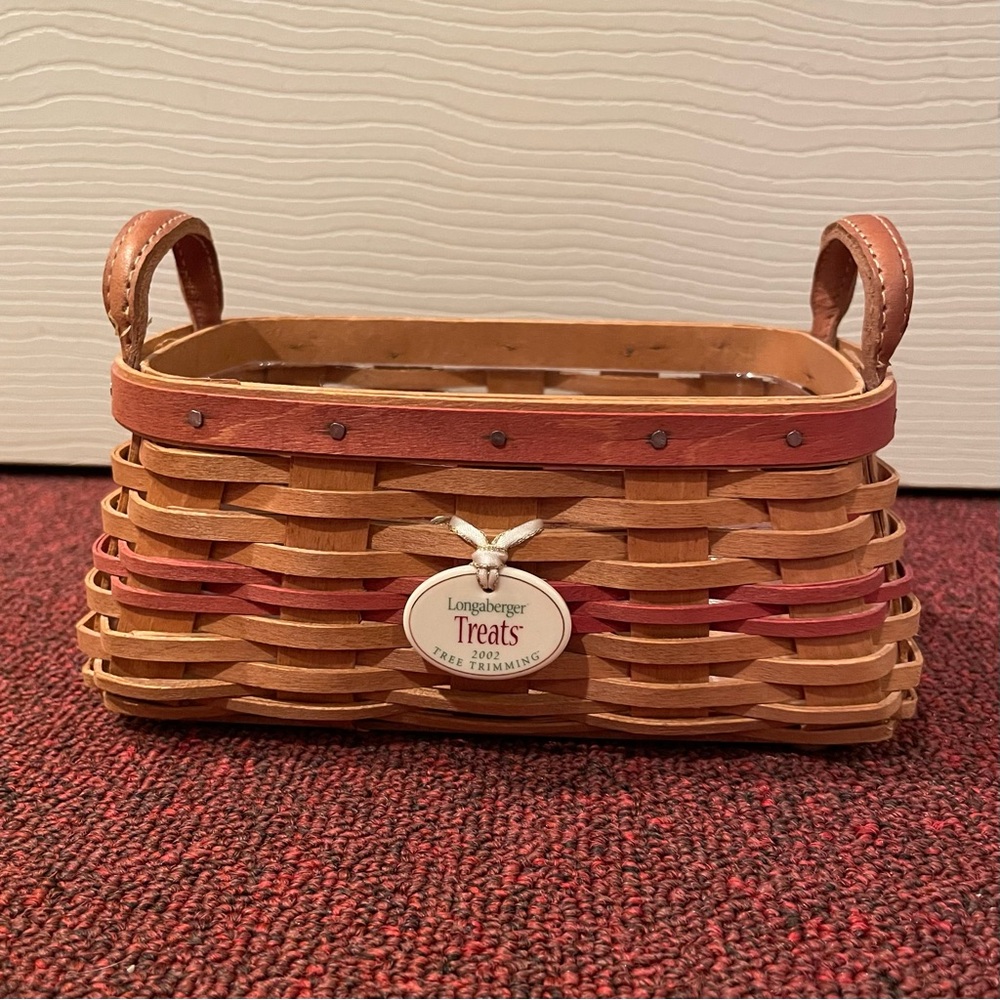 2002 Longaberger “Treats” Tree Trimming Handcrafted Woven Basket